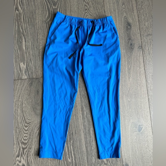 Lululemon Jet Crop (Slim) (Luxtreme) in Lakeside Blue Size 6 - Picture 6 of 8